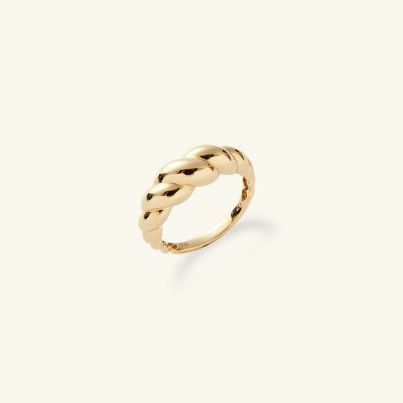 14K Croissant Volume Ring