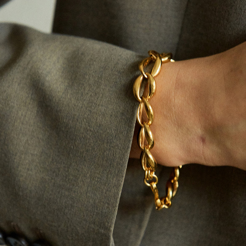 Grace Hollow Chain Bracelet